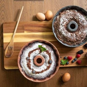 non-stick cake mold round red 4 layer premium aluminum for perfect baking قالب كيك نحاسي غير لاصق أحمر دائري 4 طبقات لتحضير الكيك بسهولة وأناقة
