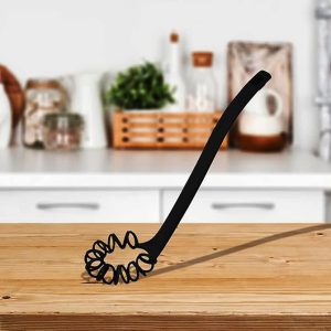 durable manual silicone whisk for easy egg beating and batter mixing in kitchen مضرب سيليكون يدوي متين مرن لخفق البيض والخلطات بسهولة في المطبخ مع تصميم عملي ومريح
